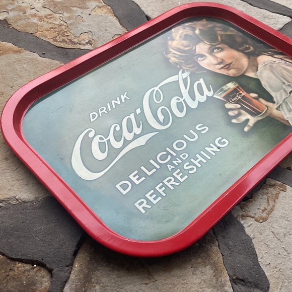 ‼️Vintage‼️ Drink Coco-Cola Refreshing Collector Serving Tray - Picture 10 of 12